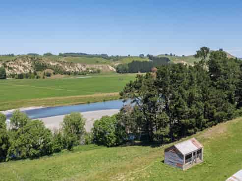 504 and 50 River Road, Otane