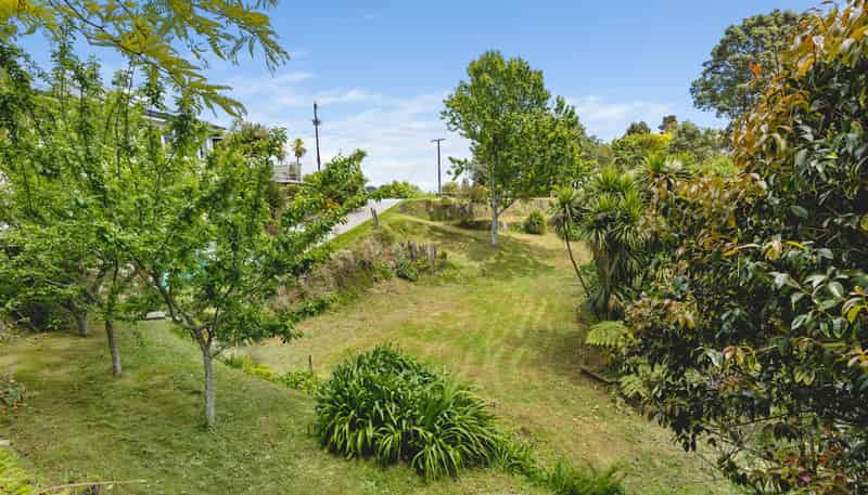 81 Mill Road, New Plymouth Central
