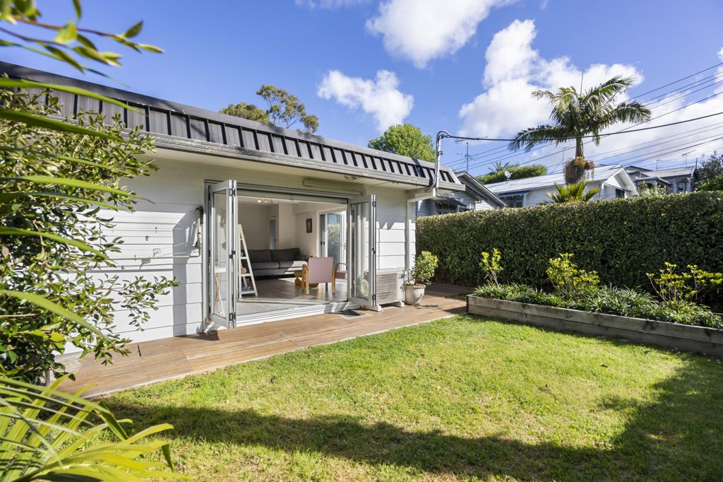 Sold 1/28 Wellpark Avenue, Grey Lynn realestate.co.nz