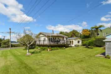82 Whangamoa Drive, Okere Falls