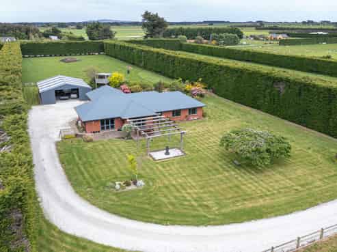 16 Fowler Road, West Plains