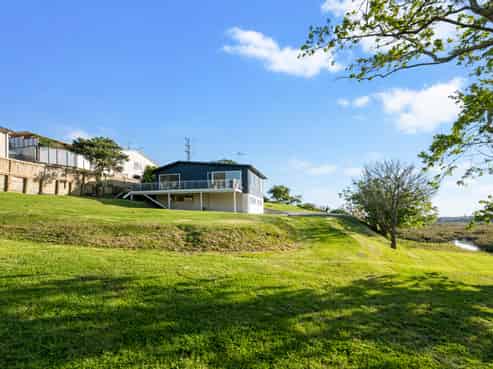 2 Francis Street, Hauraki