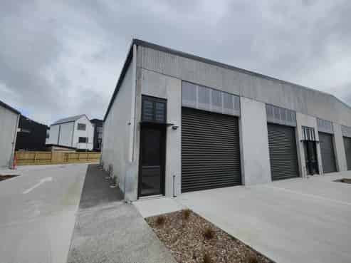 Commercial units - ready to go!