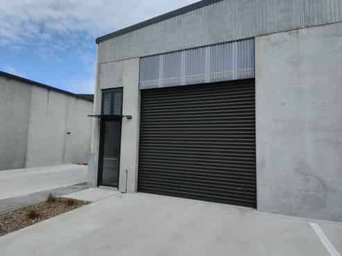 Commercial units - ready to go!