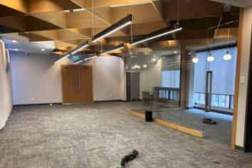 Modern Office, Ready to Occupy!