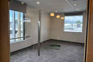 Modern Office, Ready to Occupy!