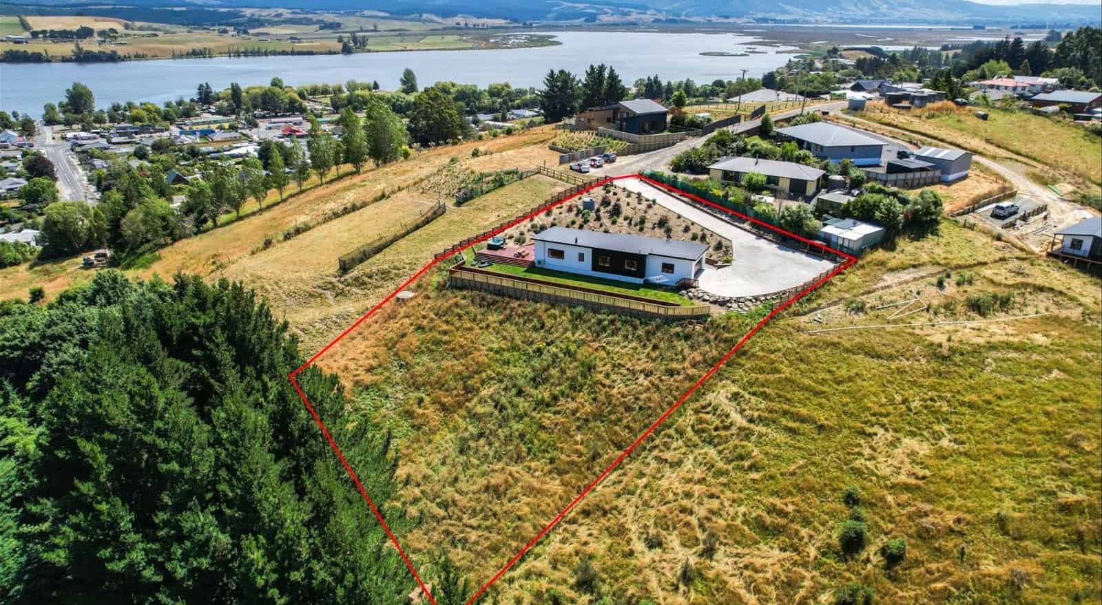 17 Kingsgate Lane, Waihola, Clutha For Sale realestate.co.nz