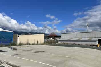 Industrial yard for lease