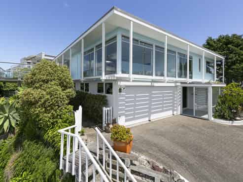 4 Tai Paku Paku Road, Karaka Bays