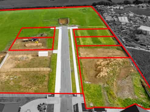 0n Pukatea Street, Hawera