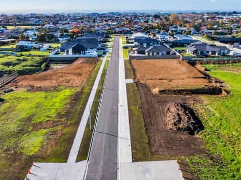0n Pukatea Street, Hawera