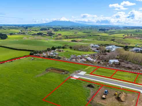 0n Pukatea Street, Hawera