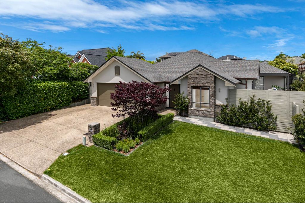 Sold 3 Archer Rayner Place, Greenhithe realestate.co.nz