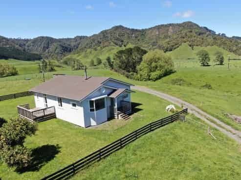 2685 State Highway 3, Mahoenui