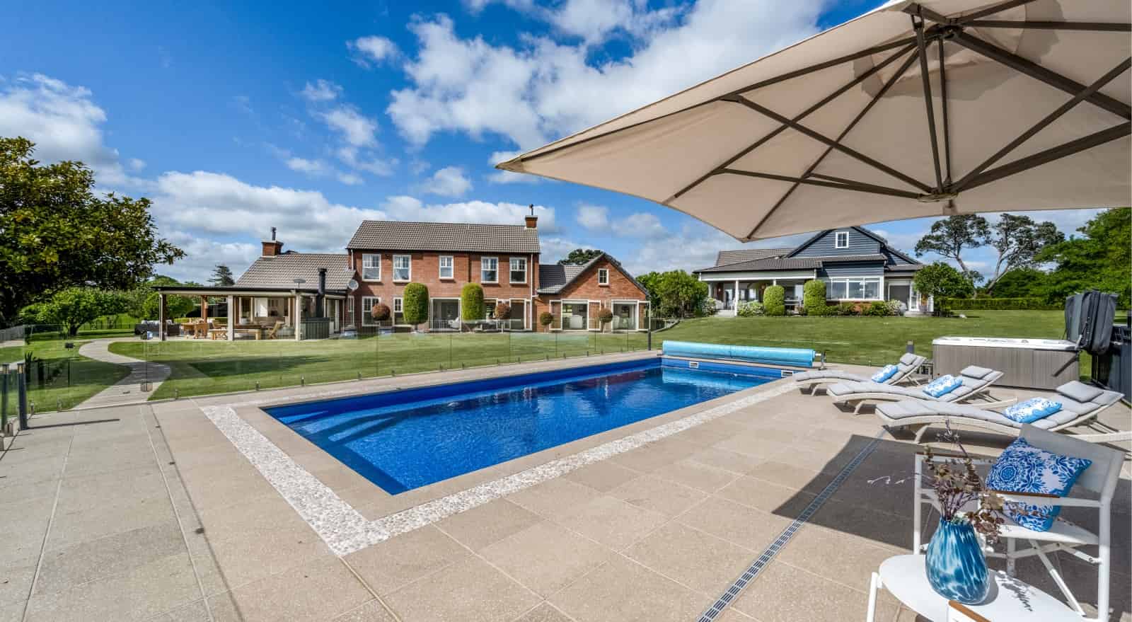 287 Clifton Road, Whitford, Manukau City For Sale realestate.co.nz