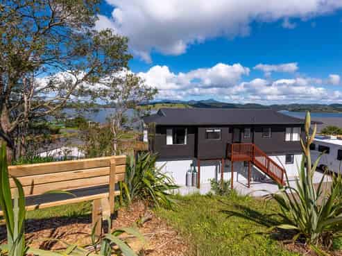 9A Mariner Street, Rawene
