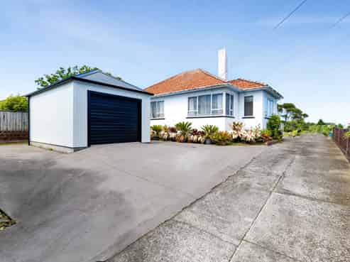 9 Plympton Street, Brooklands