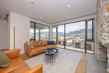 Apt 31 Marina Terrace Apartments, 65 Lakeside Road, Wanaka