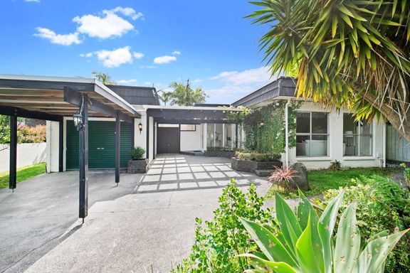 Sold - 38 Ashdown Place, Pahurehure - realestate.co.nz