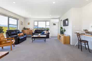 284 Delta Lake Heights, Renwick