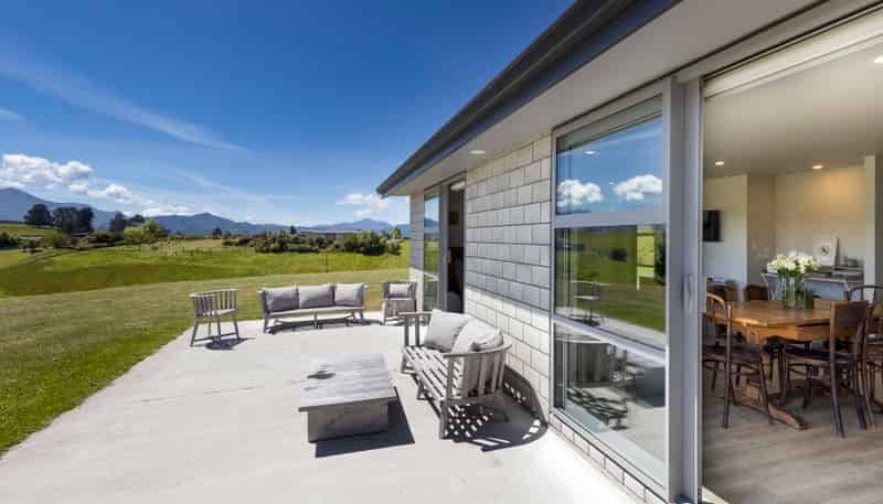 284 Delta Lake Heights, Renwick