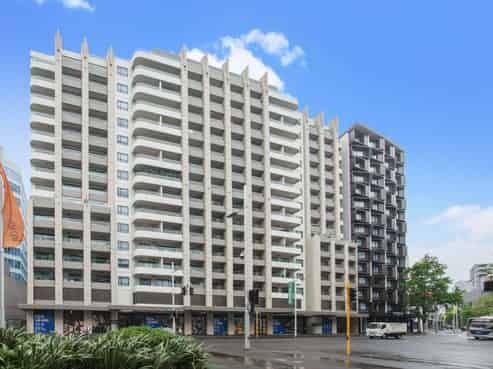 812/47 Beach Road, Auckland Central