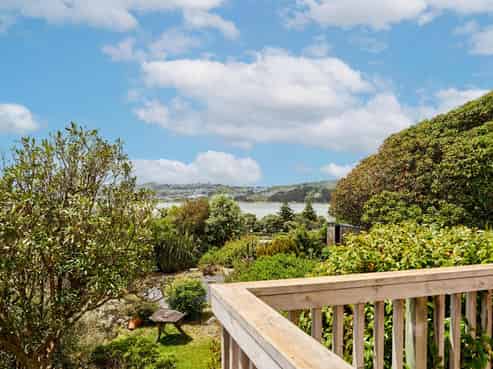 5 Mataiwhetu Street, Takapuwahia