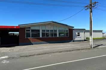Retail/Warehouse Premises