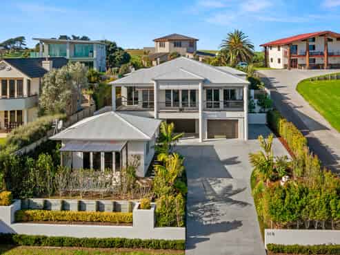 115 Town Point Road, Maketu