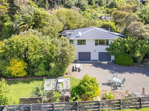 15 Ngatarua Road, Putiki