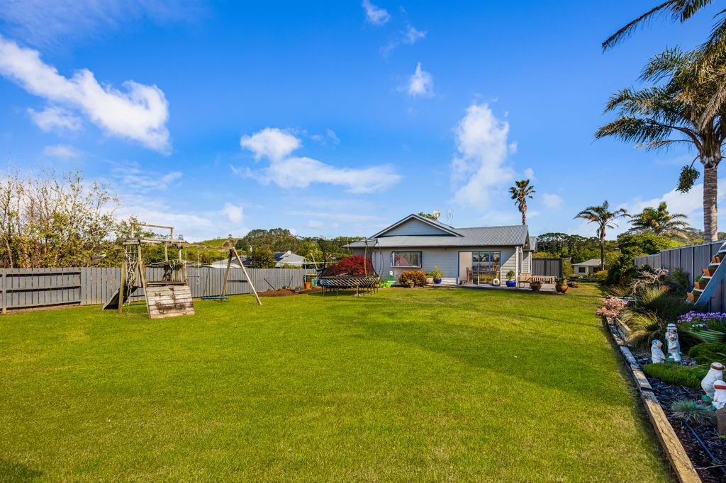 Property value 20 Amber Place, Waimauku realestate.co.nz