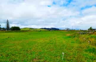 6145 State Highway 10, Awanui