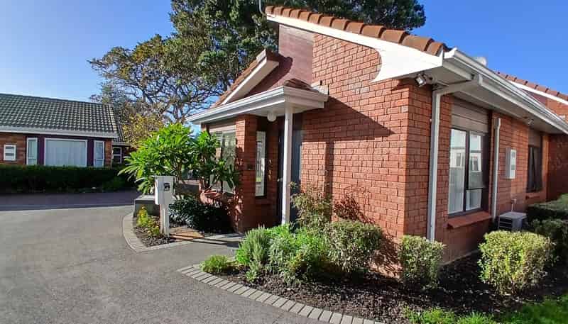 8 Milton Road, Orewa
