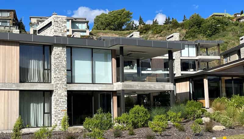 Apt 37 Marina Terrace Apartments, 65 Lakeside Road, Wanaka
