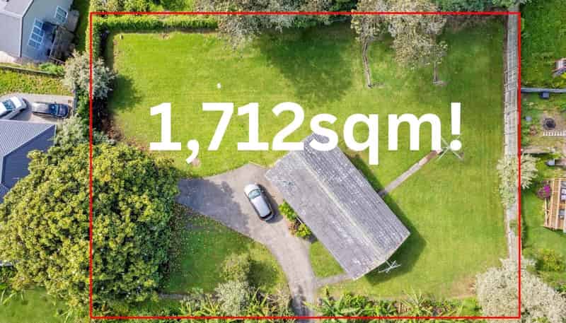 27 Taurus Crescent, Beach Haven