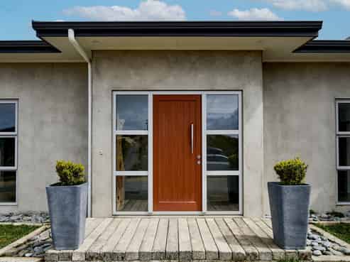 380 Hawkins Hill Road, Makara