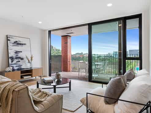 409/2 Grahame Breed Drive, Three Kings