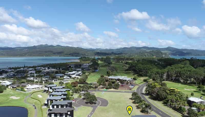 FDU 9 and/101 Harbour Drive, Matarangi