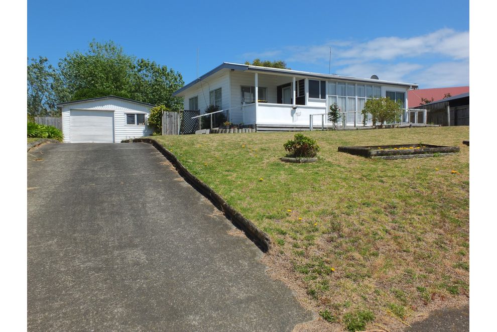 4 Harrod Avenue, Foxton Beach, Horowhenua For Sale realestate.co.nz
