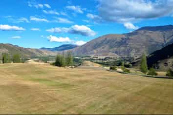 2 Bloxham Lane, Queenstown