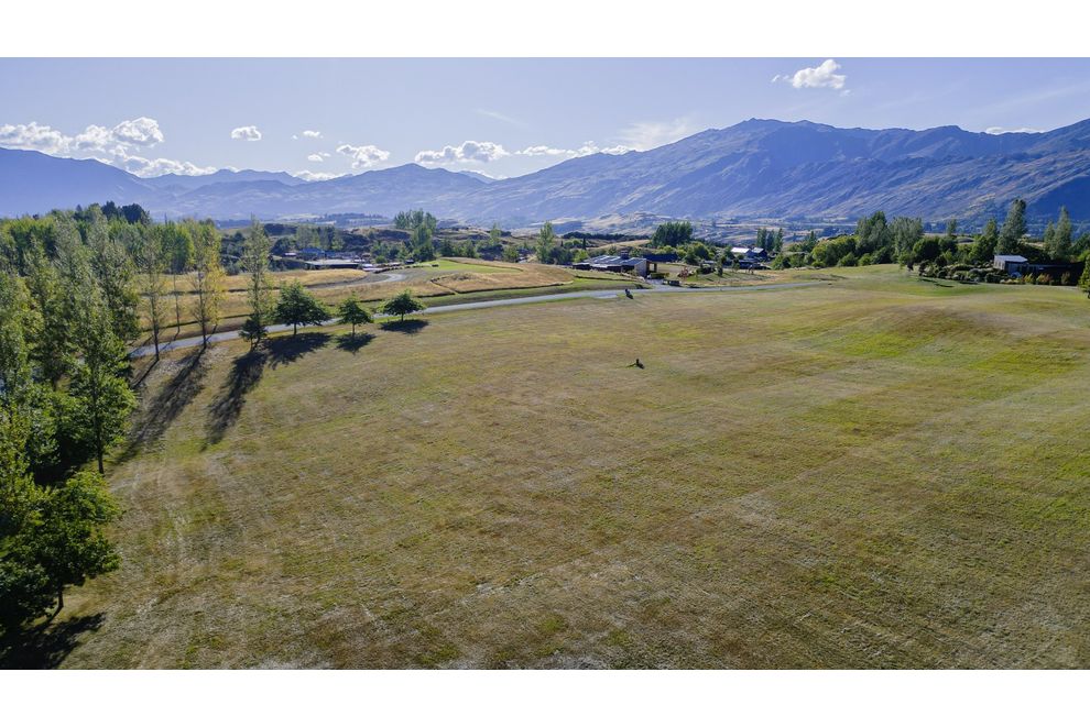 2 Bloxham Lane, Queenstown, Queenstown For Sale realestate.co.nz