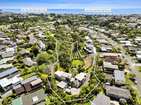 48b Nevada Drive, Merrilands