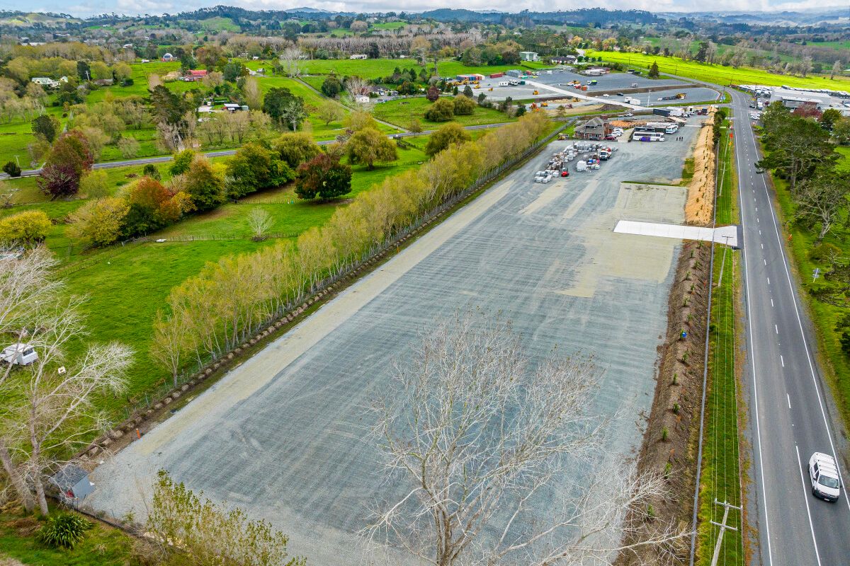 Dairy Flat Yard Options - Big or Small - Vista 4