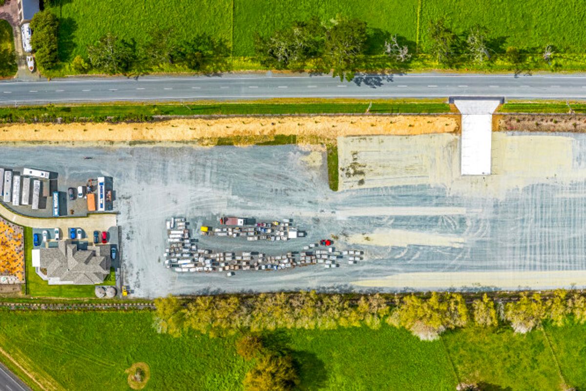 Dairy Flat Yard Options - Big or Small - Vista 5