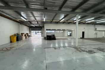 Central Office/Warehouse Opportunity