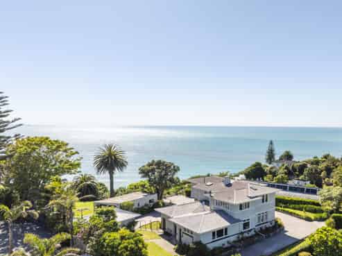 44 Lighthouse Road, Bluff Hill