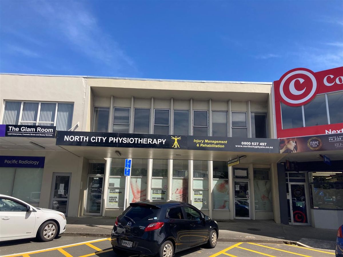 Excellent First Floor Offices by Proactive Landlord – další