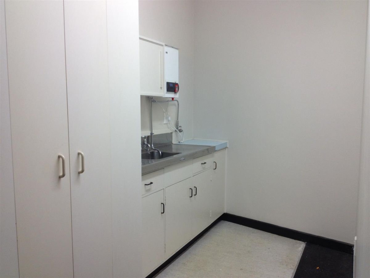 Excellent First Floor Offices by Proactive Landlord – pohled 5