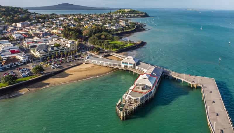 Office/1 Queens Parade, Devonport
