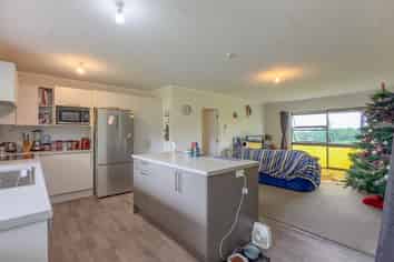 8795 Paeroa Kopu Road, Puriri